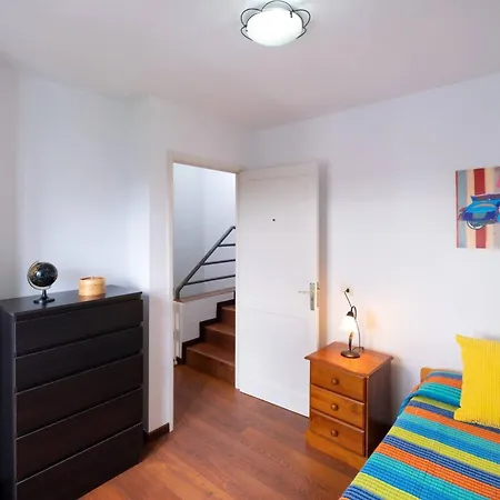 Casa Vega - Adosado Con Piscina Сasa de vacaciones